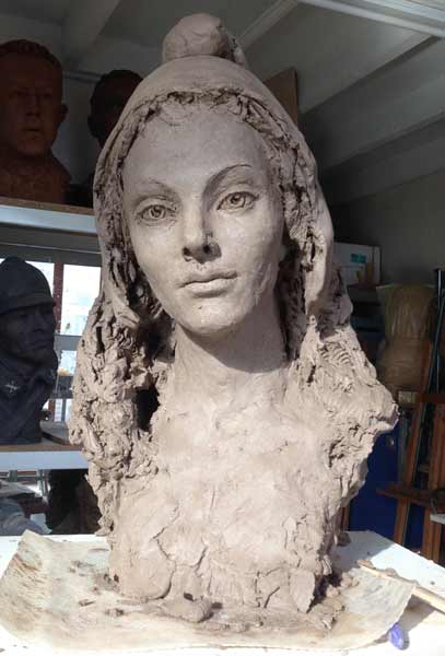 Nacera-Kainou-Marianne, figurative terre cuite portrait sculpture